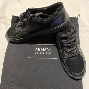 ARMANI COLLEZIONI PAIR OF MENS BLACK SNEAKERS